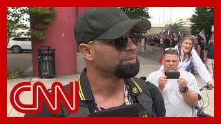 CNN reporter presses far-right rally leader in Portland