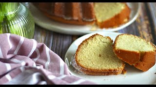 Moučník nejen na neděli: Jednoduchá hrníčková bábovka voní vanilkou a citronovou kůrou.