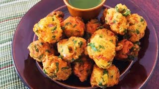 ਮੂੰਗ ਦਾਲ ਦੇ ਪਕੌੜੇ | Instant Crispy Moong dal Pakoda | Lockdown Recipe