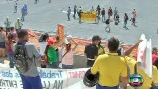 Protest disrupts Fifa World Cup stadium inspection in Brazil