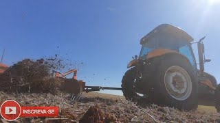 GRADEANDO A PALHADA DO SOJA PARA PLANTAR AVEIA BRANCA