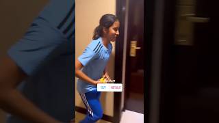 Hotel Cricket ft. Smriti Mandhana & Jemimah Rodrigues 😂 #ytshorts #viral
