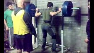 Simon squatting 182.5kg (400lbs)