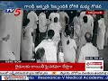 fight between patient and gandhi hospital staff secunderabad tv5 news