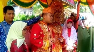 Pantun Pasambahan Menyambut Pengantin Pernikahan Adat Minangkabau~Minang Baralek Gadang