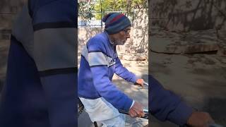 86 sal old  baba 🙏#viral #help #poor #motivation #trending #viralshorts #shorts #shortvideo