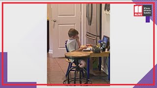 Young children frustrated, in tears over digital learning as parents try to adapt during pandemic