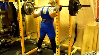 back squats, 319x2, 345x2, 370x2, 390x2