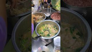 ขายดีมาก! ราดหน้าเจ๊เตี้ย สาขาวงเวียนน้ำพุ #สมุทรสาคร #streetfood #shorts  #สร้างอาชีพ