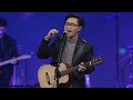 Kau Rajaku (Indonesian Praise Song) l Shawn Halim & Urbana Worship (Live @ Urbana Conference 2018)