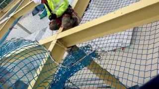 Safety netting windy fall arrest