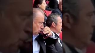 Galatasaray'ın Fenerbahçe'yi yenmesinin ardından Fatih Terim Ali Koç'un yanında çay içiyor 😂