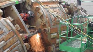 Disassembling Bertha – the first cutterhead lift