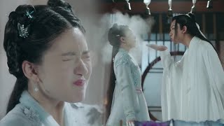 Li Hongyi blew the flour on Zhao Lusi's face, Zhao Lusi retaliated and was pressed into the flour