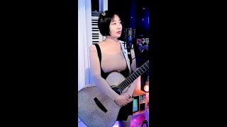 평행선+지중해(세로버젼) ♥ Live by I.Q(아이큐) 음충474회 #가수아이큐 #iqmusic #verticaliq  @I.QMusic