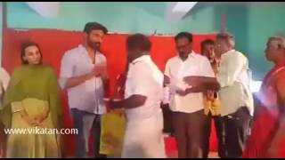 #Actress Dhanush  தனது சொந்த ஊரான தேனி மாவட்டம் சங்கராபுரத்தில் வைத்துDonatation in Farmer in Videos