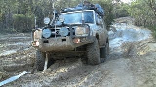 BOGGED!! South Australian MUD - Border Track (76 Series V8 LandCruiser)