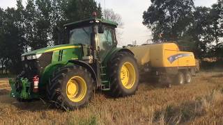 pressatura paglia 2017 : john deere 7250R + bb9080