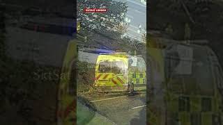 லிவர் போலில் பள்ளி பேருந்து விபத்து | School bus accident in Liverpool