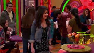 Carly Gets Banned From The Groovy Smoothie