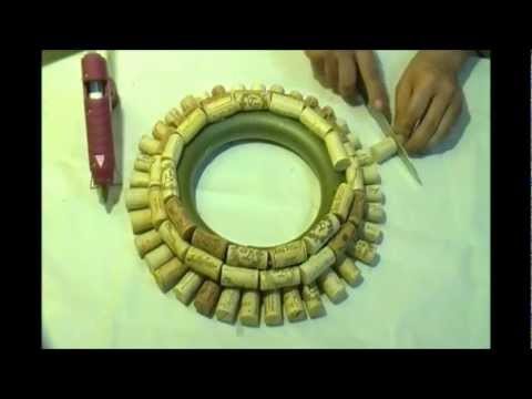 How to make a wreath with wine corks How to make a wreath with wine corks
