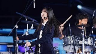 久保史緒里の横アリイベントに豪華ゲスト続々　サプライズ登場したナイナイの“パクハラ”に苦笑い