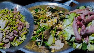 ENAKNYA DI MAKAN PAS LAGI HUJAN#kulinersurabaya #kuliner #food