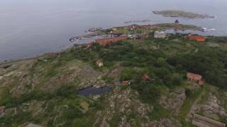 RoosterTour: Drone flight over Christiansø (Erbseninsel)