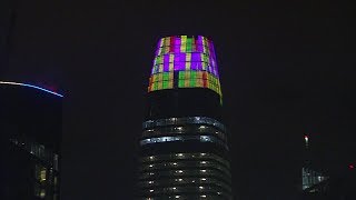 New light display adds to Salesforce Tower controversy