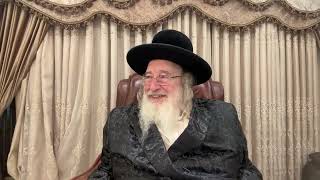 Shiur in English by the Spinka Rebbe ״אור הגנוז בתוך השפלות״