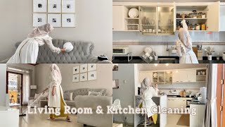 CLEAN THE LIVING ROOM AND KITCHEN After Renovation || How to Quickly Sweep and Mop at the Same Time