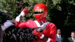 Climb Every Fountain | Alien Rangers | Full Episode | S03A | E03 | Power Rangers Official