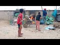 prepare bricks for stoves for burning garbage រៀបឥដ្ឋធ្វើចង្រ្កានសំរាប់ដុតសម្រាម construction khmer