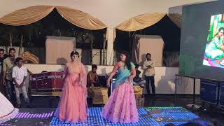 Reception dance medley for girls by sushmitha and Lavanya tallapally