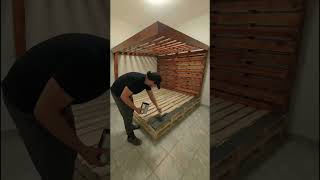 Look At This Genius Idea Using Pallets Nobody Wanted
