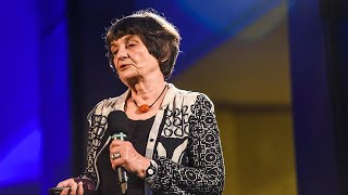 Elżbieta Tabakowska, Język – instrukcja obsługi, czyli wszyscy jesteśmy poetami