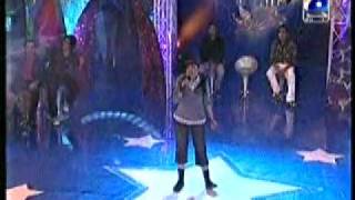 Alycia Dias (LG Awaaz Banaey Star) singing Boom Boom...