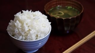 すき家が２９日発売する「ニンニクの芽牛丼」