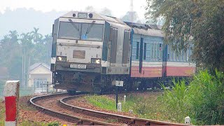 TRAIN IN VIETNAM 2020 - Đoàn tàu hỏa Việt Nam xuôi ngược đi về thật đẹp