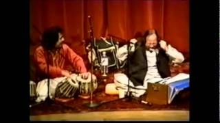Ustad Nusrat Fateh Ali Khan & Ustad Tari Khan Live