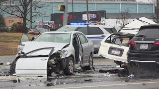 Coroner identifies two people killed in chase, crash on Garners Ferry Road near Columbia