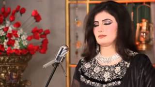 Pashto Nazia Iqbal New 2013   Bewafa Sta Na Be Sabar Kama   Zra Liwane Album