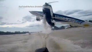 Airplane Comes Dangerously Close to Boaters in Argentina