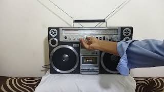 كاسيت توشيبا موديل RT S913 + راديو FM -  AM  - Toshiba cassette player model RT S913 + FM - AM radio