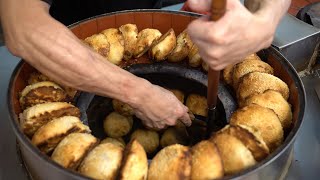 Tasty! Peppery Scallion Pork Bun, Taiwanese Street Food