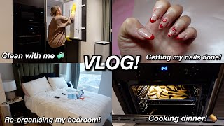 VLOG : Flat Freshen Up, Getting My Nails Done & Re-Organising My Bedroom!