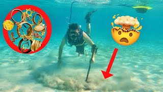 Found Jewelry Underwater! Searching For Lost valuables With Metal Detector