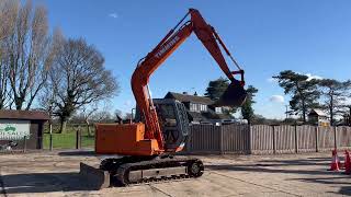 HITACHI EX60-3 TRACKED EXCAVATOR C/W BUCKET