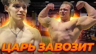 БЕГ НАПЕРЕГОНКИ! СИЛА УДАРА В ТРЕНАЖЕРЕ! ПРАНК НАД СОТРУДНИКАМИ! лучшее стрим гига сквад царь