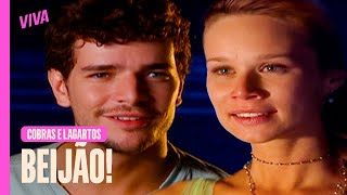 BEIJÃO! BEL VAI ATRÁS DE DUDA E OS DOIS SE BEIJAM | COBRAS E LAGARTOS | CAPÍTULO 11 | VIVA